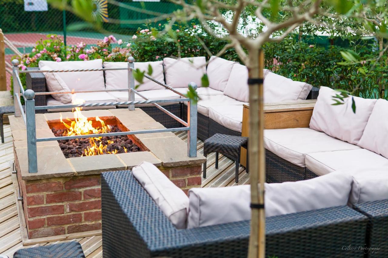 Wickwoods Hotel Albourne Buitenkant foto