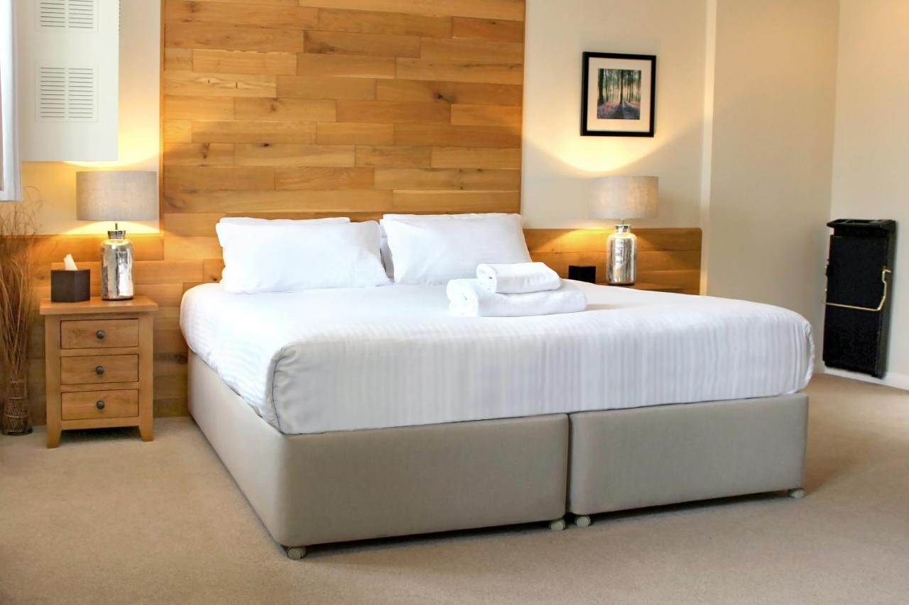 Wickwoods Hotel Albourne Buitenkant foto