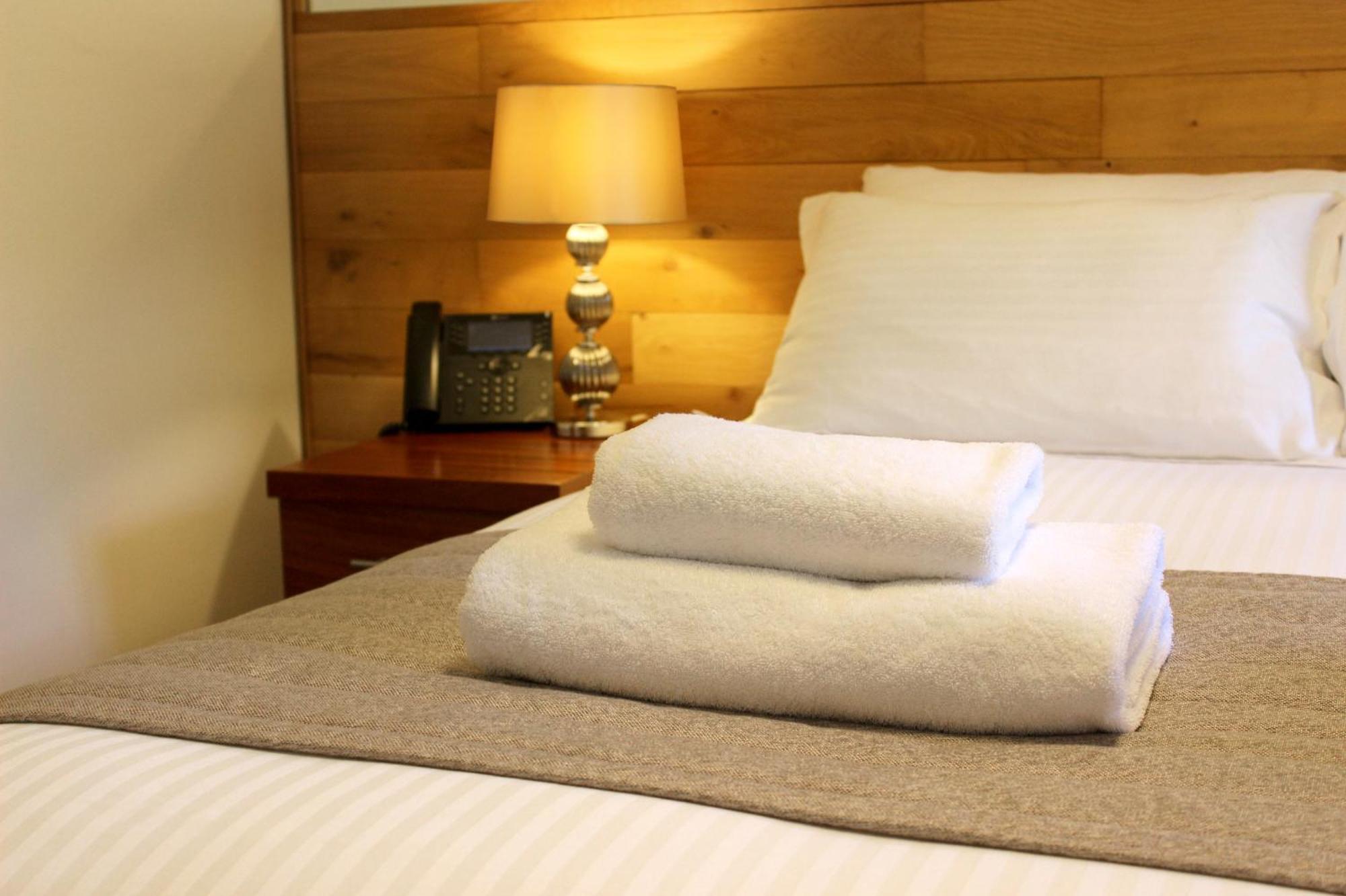 Wickwoods Hotel Albourne Buitenkant foto